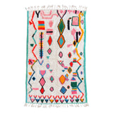 Tapis Azilal Afriw sur fond blanc