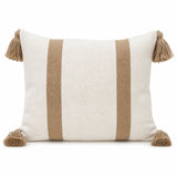 Coussin berbère AGHANIM en laine beige, camel, sur fond blanc