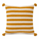 Coussin berbère IRDEN en laine moutarde, jaune, sur fond blanc