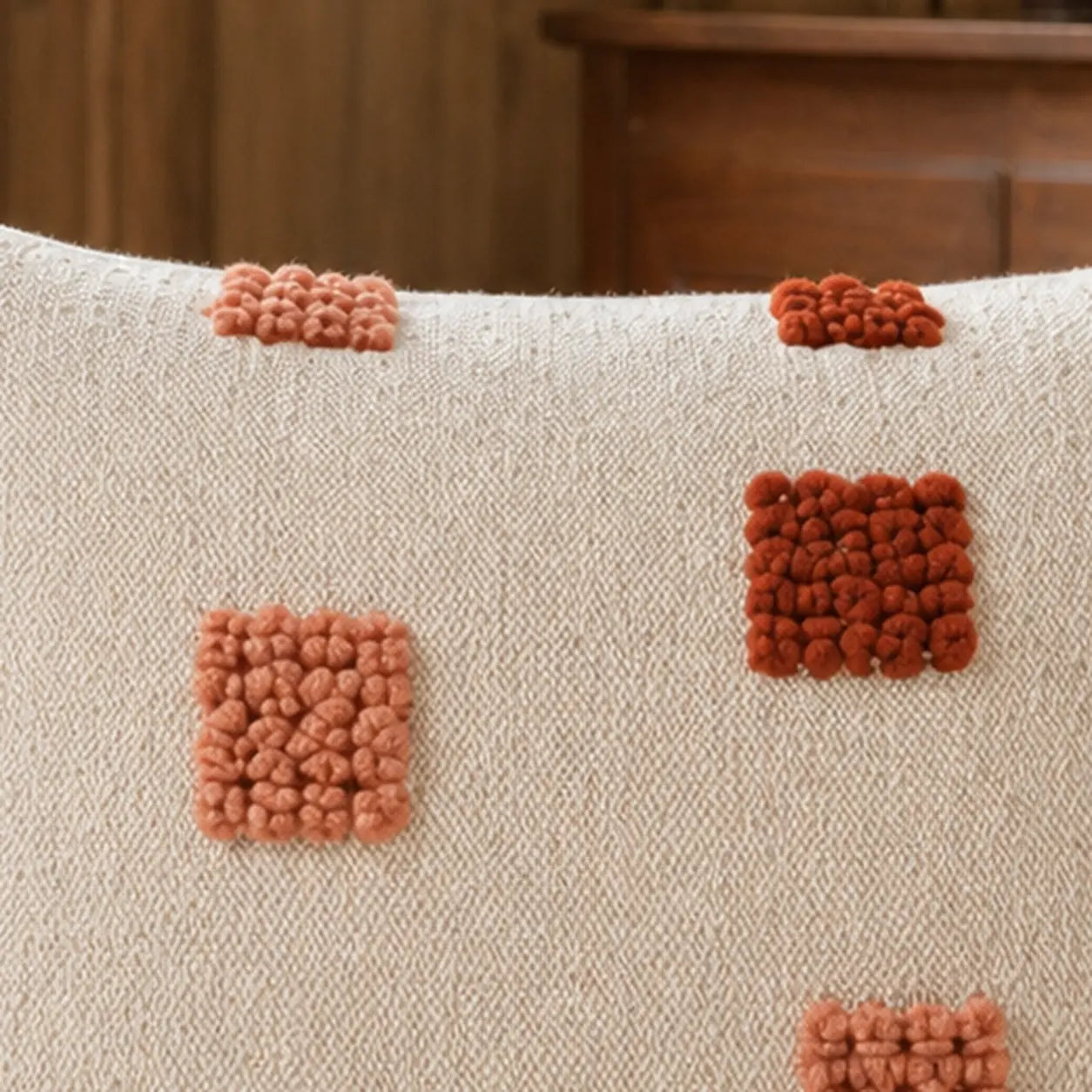 Coussin berbère TAMDINT, détail du tissage bouclé