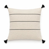 Coussin berbère TIMITAR en laine noir, écru, sur fond blanc