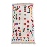 Tapis Azilal Amzruy sur fond blanc