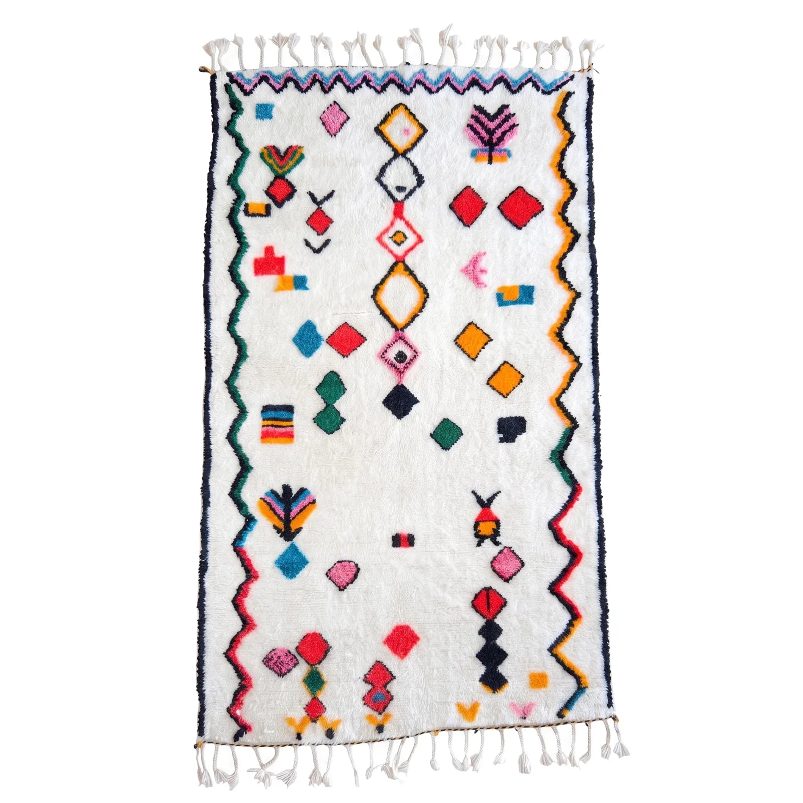 Tapis Azilal Tagant sur fond blanc