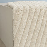 Tapis Beni Ouarain Asif en situation salon scandinave