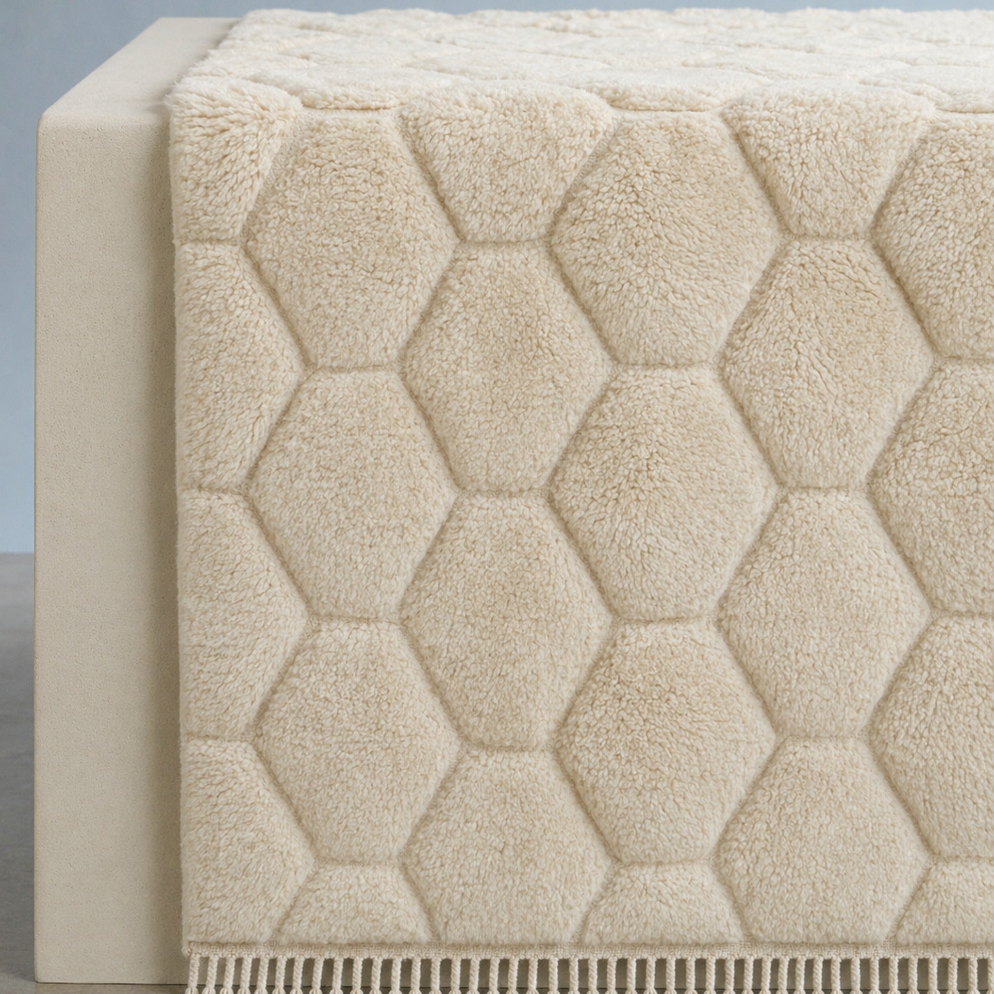 Tapis Beni Ouarain Tazeri en situation salon scandinave