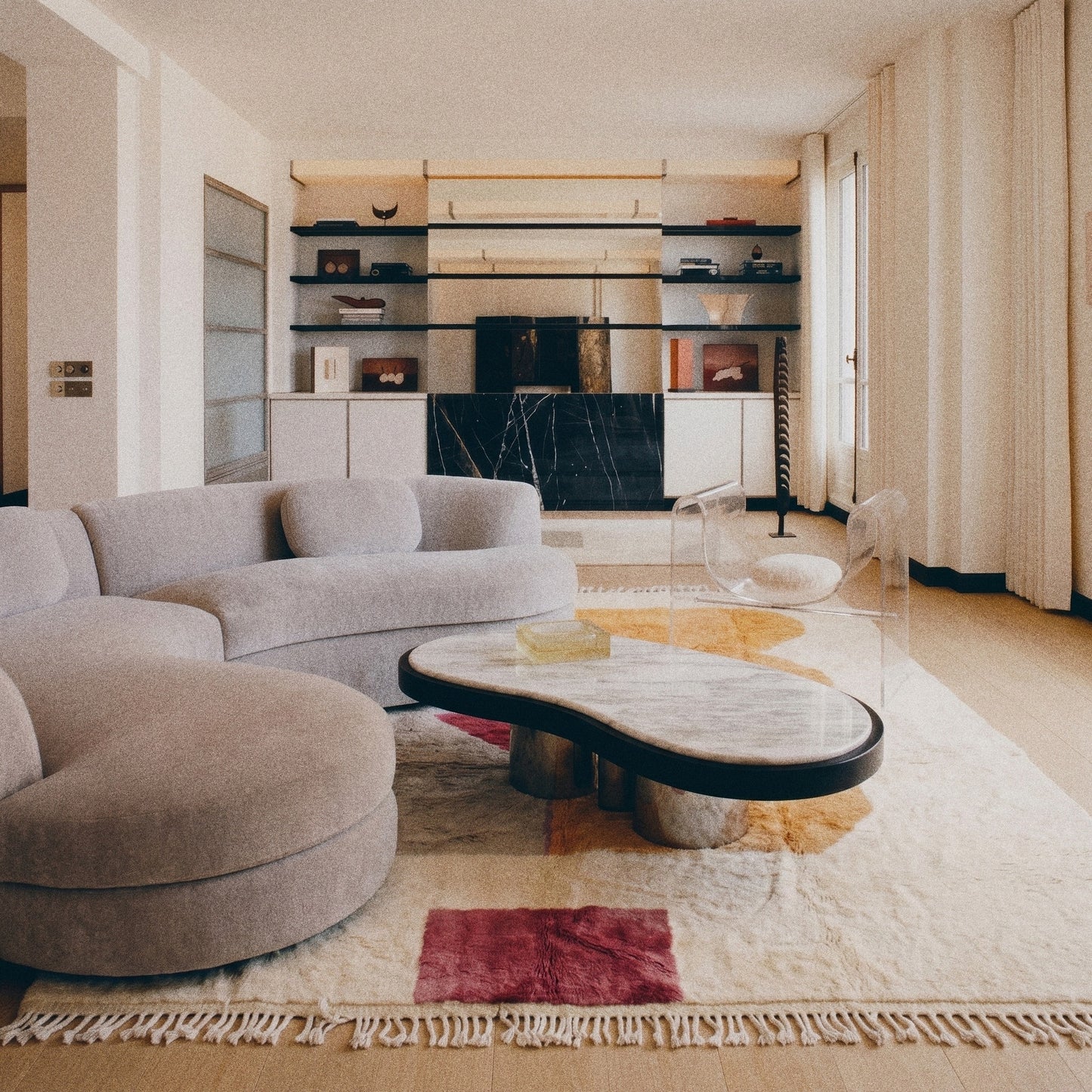 Tapis M'rirt Agdal en situation dans un salon contemporain