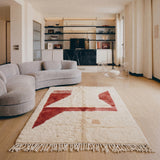 Tapis M'rirt Tilelli en situation dans un salon contemporain